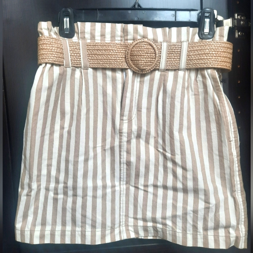 Forever 21 Belted Summer Mini Skirt